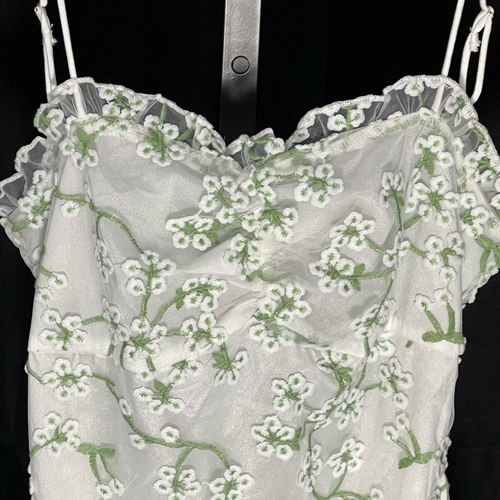 Beige Botany: Green & White Floral Embroidered Lace mini dress. Delicate, fairy - Picture 3 of 10